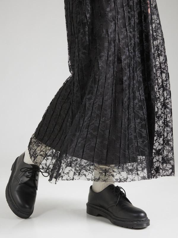 ONLY Gonna 'ONLHeny' In Nero