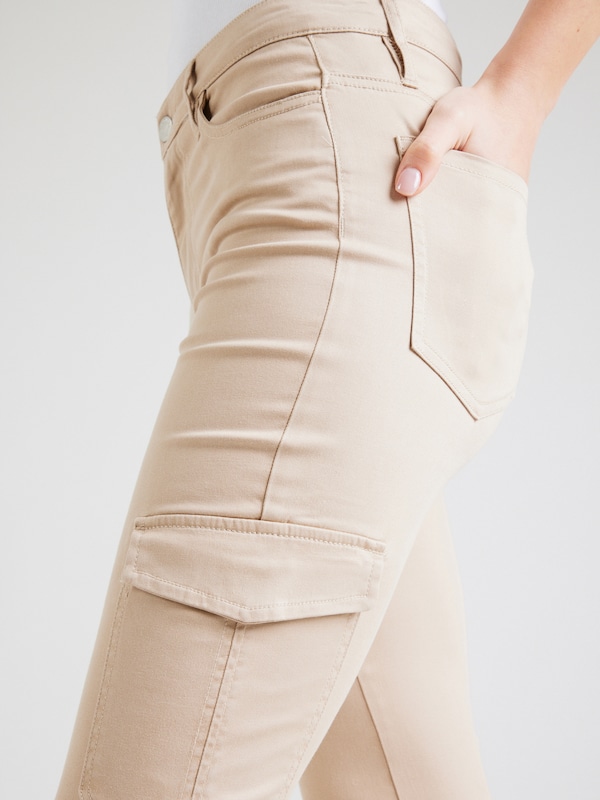 ONLY Slimfit Pantaloni Cargo 'ONLBRANDY' In Beige