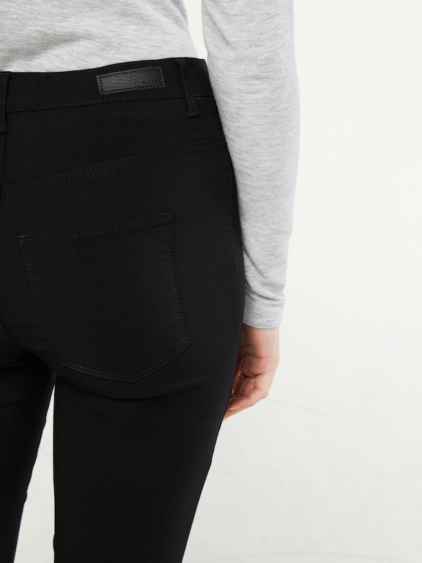 PIECES Skinny Jeggings In Nero Denim