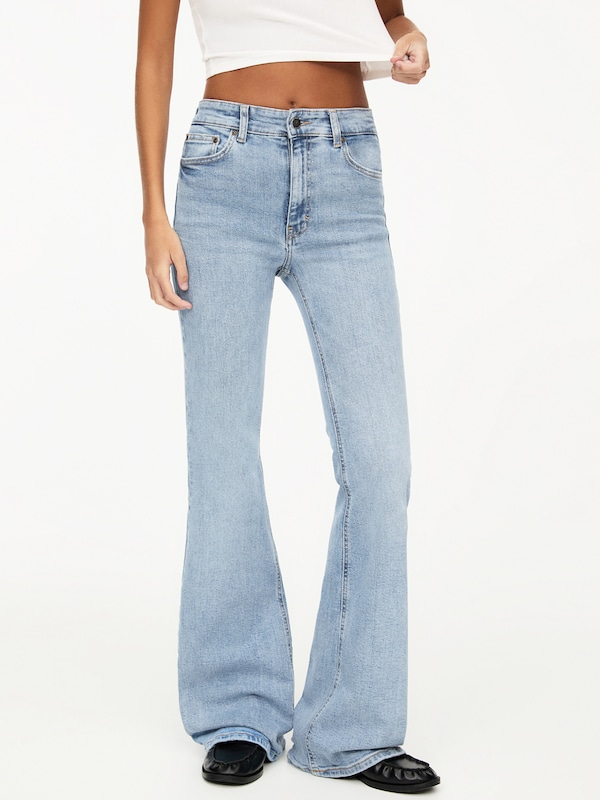 Pull&Bear Flared Jeans In Blu Denim