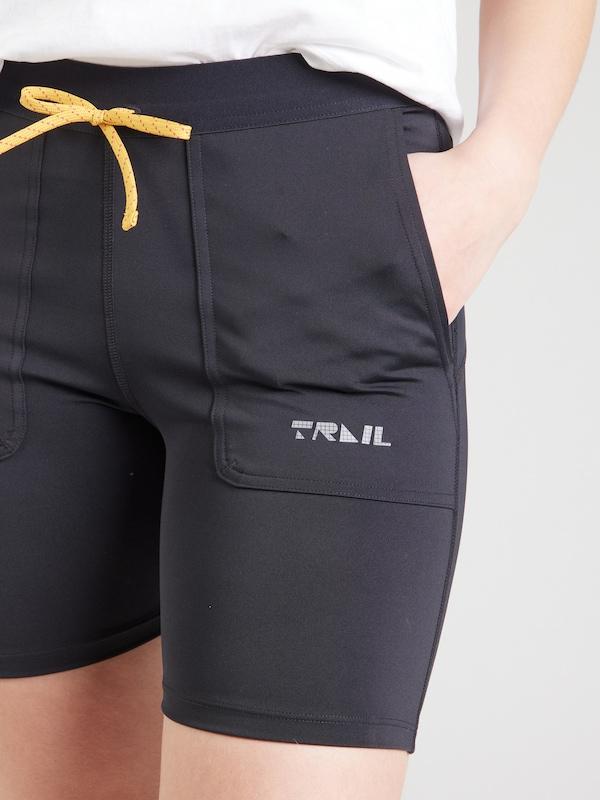 UNDER ARMOUR Skinny Pantaloni Sportivi 'Trail Run' In Nero