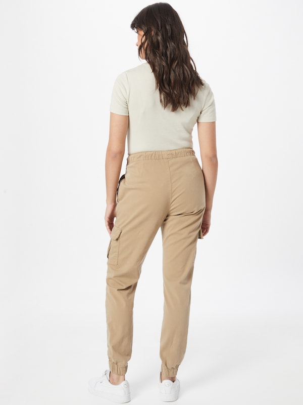 Urban Classics Tapered Pantaloni Cargo In Beige