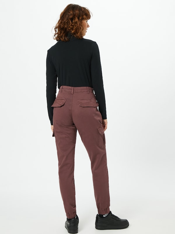 Urban Classics Tapered Pantaloni Cargo In Rosso Ciliegia