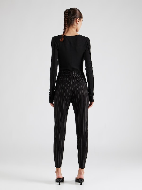 VERO MODA Tapered Pantaloni Con Pieghe 'VMEVA' In Nero