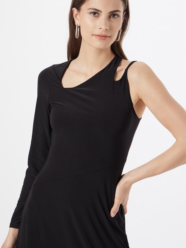 Warehouse Abito In Nero