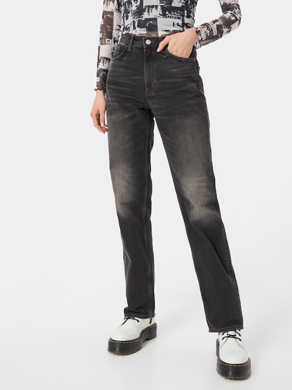 WEEKDAY Regular Jeans 'Voyage' In Nero Denim