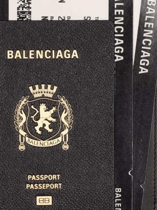 LuisaViaRoma BalenciagaPorta Cellulare Passport In Pelle