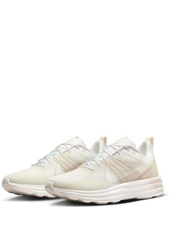 LuisaViaRoma NikeSneakers Lunar Roam