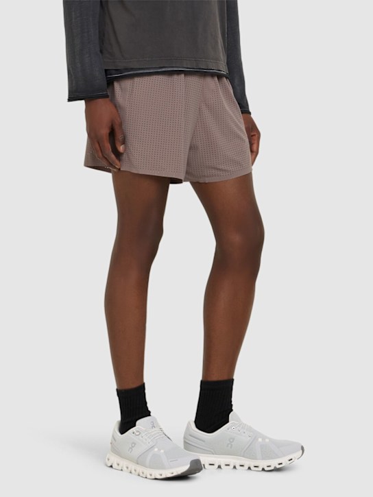 LuisaViaRoma OnSneakers Cloud 6