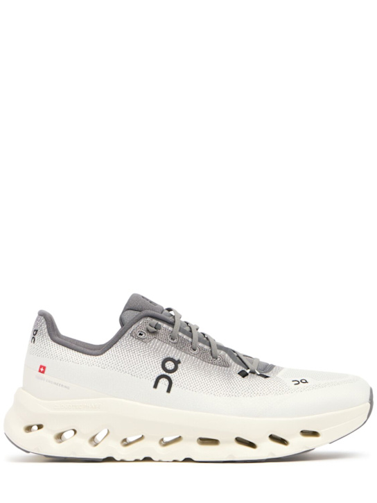 LuisaViaRoma OnSneakers Cloudtilt