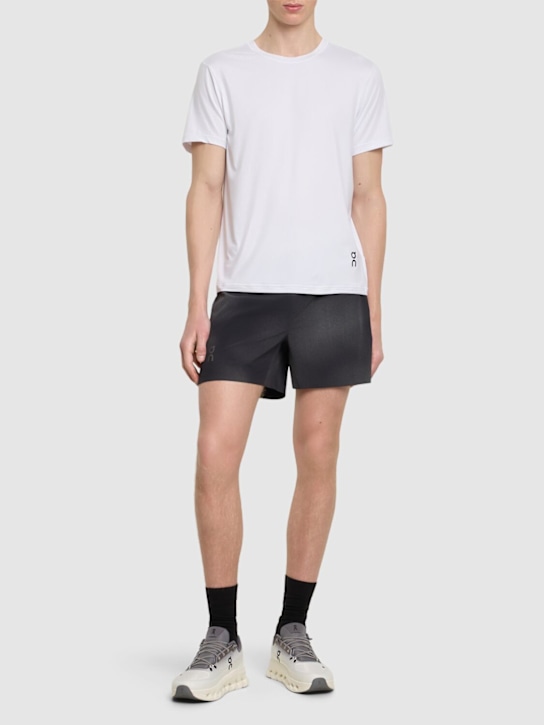 LuisaViaRoma OnT-shirt Studio