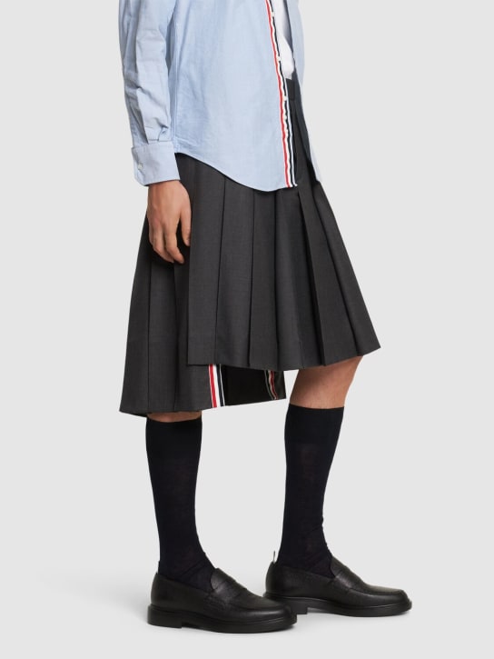 LuisaViaRoma Thom BrowneMocassini Pebble In Pelle Martellata