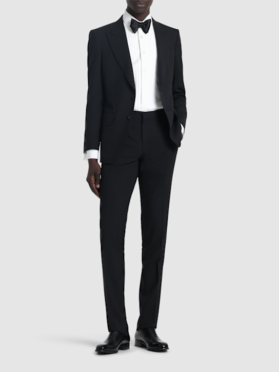 LuisaViaRoma Tom FordCompleto Atticus In Lana Con Revers A Lancia