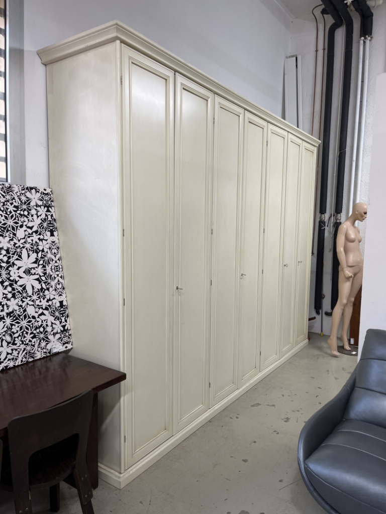 Mercatopoli Armadio Legno 7 Ante Color Avorio H 2.50 X 3.30 Mt