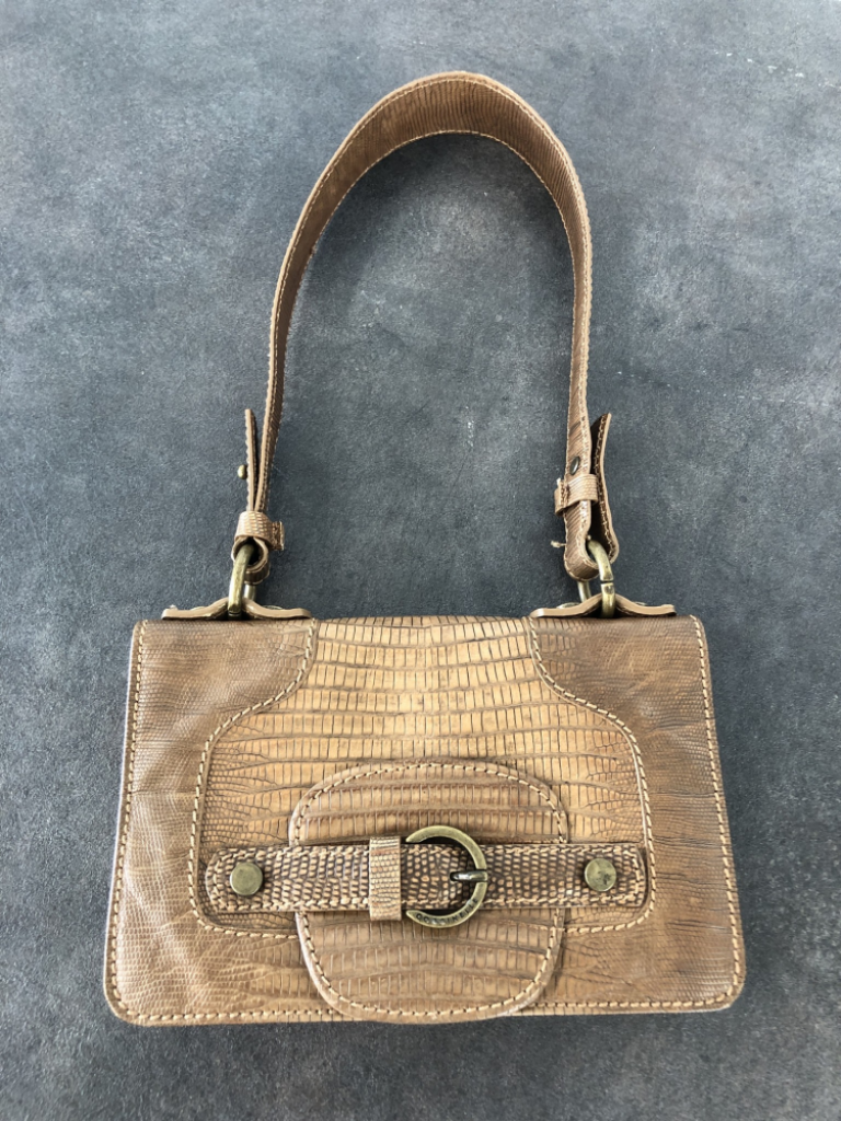 Mercatopoli Borsa D Coccinelle Piccola A Mano Marrone Con Segni Di Utilizzo