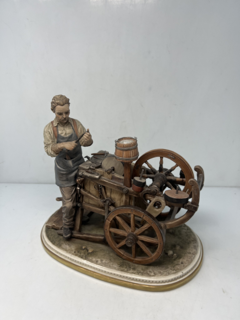 Mercatopoli Capodimonte Statua Fabbrica Antica Fabbrica Giacomo Costa Calzolaio 31x20x32