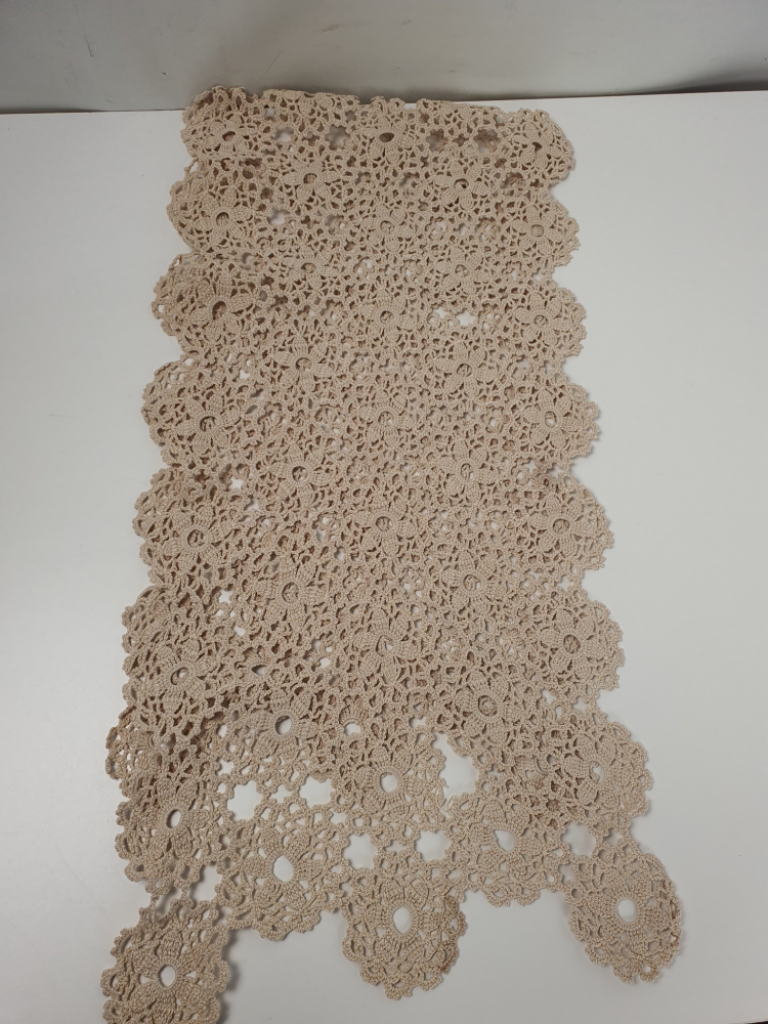 Mercatopoli Centrino Fatto A Mano Filo Di Cotone Cm 50x28 Ricamo Fiori Color Corda