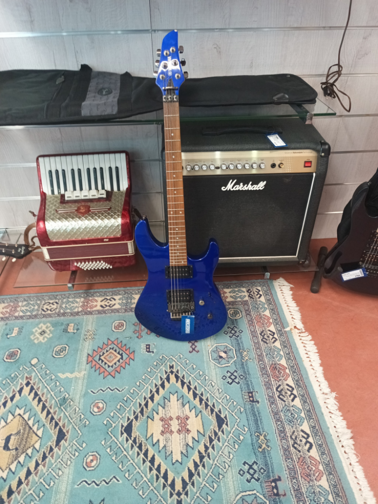 Mercatopoli Chitarra Elettrica Yamaha (mancano 2 Corde) Blu Rgx220dz