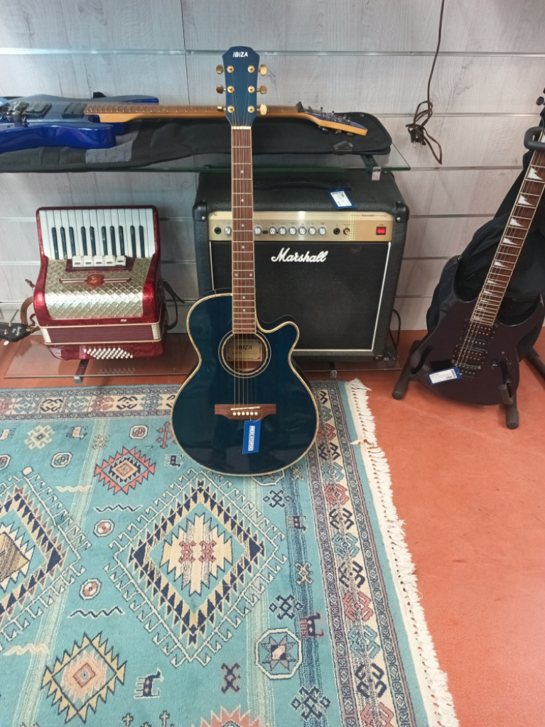 Mercatopoli CHITARRA IBIZA BW-4034C-TBL SEMIACUSTICA BLU CON CUSTODIA MORBIDA