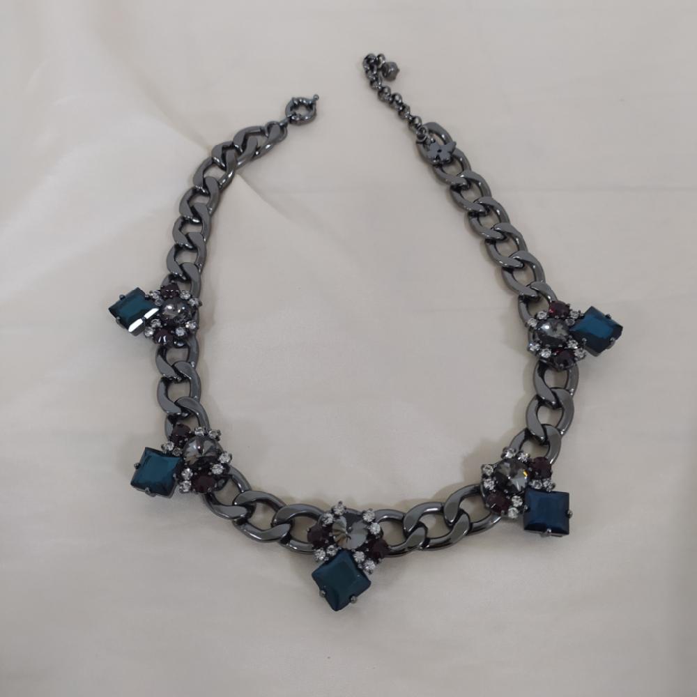 Mercatopoli Collana Catena Acciaio Grigio Scuro Dettagli Pietra Sintetica Petrolio