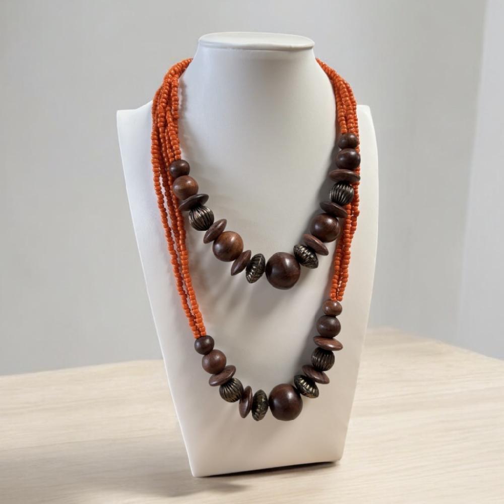 Mercatopoli COLLANA CON PALLINE ARANCIONI E PALLE GRANDI IN LEGNO
