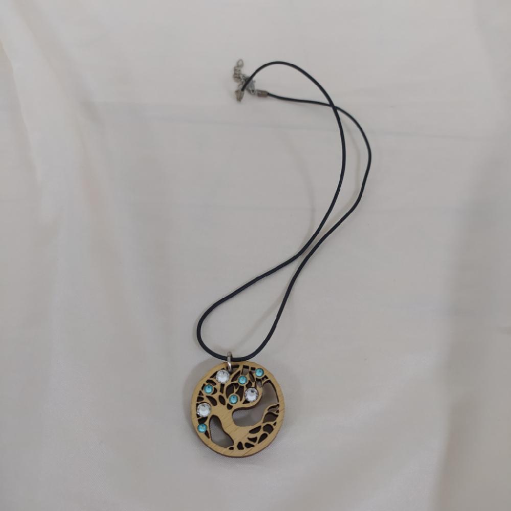 Mercatopoli Collana Plastica Nera Ciondolo Legno Albero Della Vita