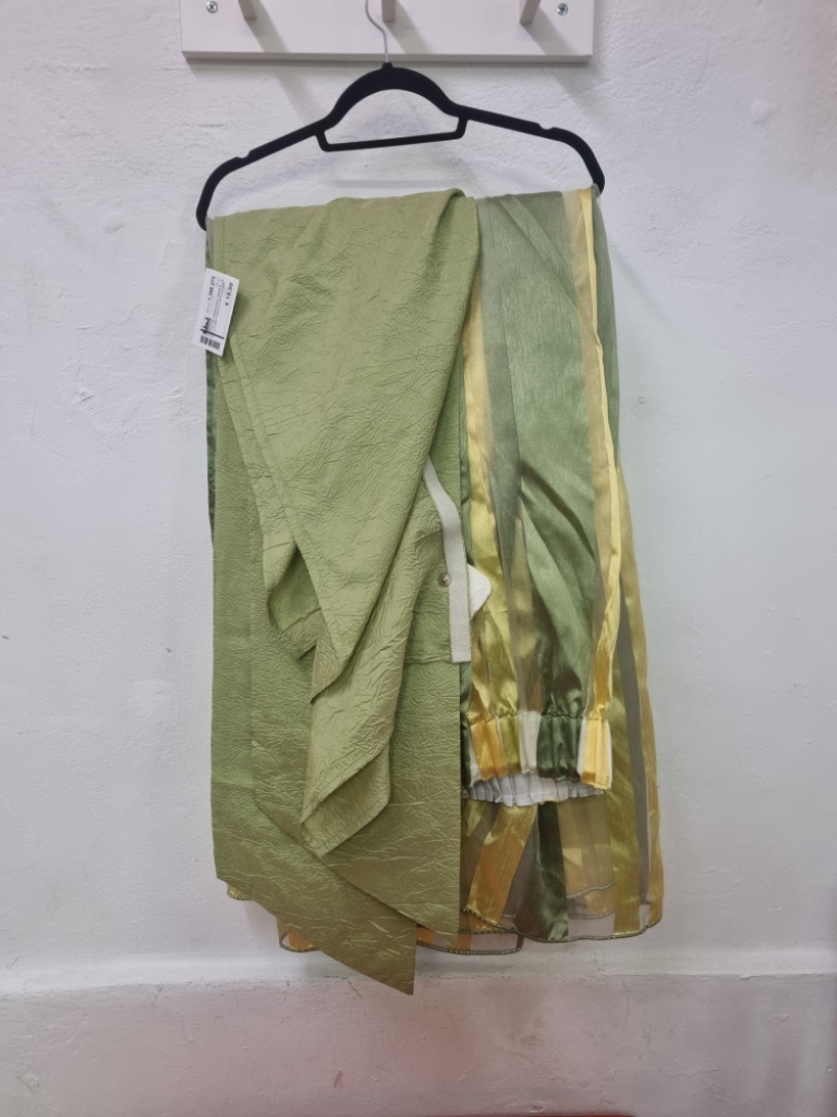 Mercatopoli Coppia Telitenda Riga Verde E Gialla Con Fiocchi E Mantovana