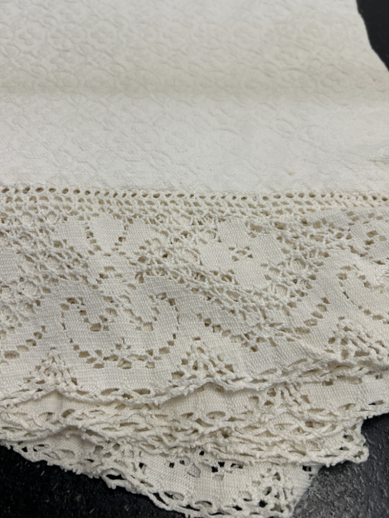 Mercatopoli Copriletto Matrimoniale Bordo Passamaneria