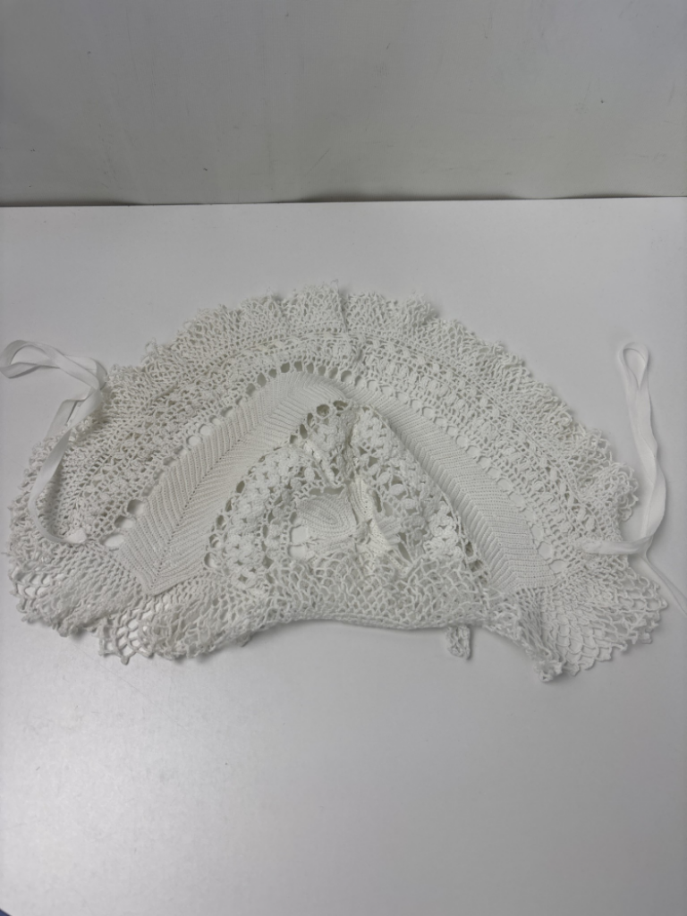 Mercatopoli Cuffia Per Neonato Di Una Volta Filo Di Cotone Bianco Fatta A Mano