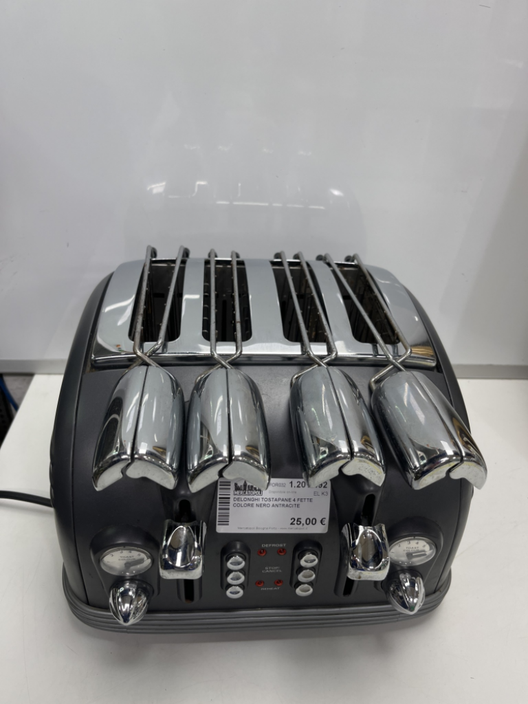 Mercatopoli Delonghi Tostapane 4 Fette Colore Nero Antracite