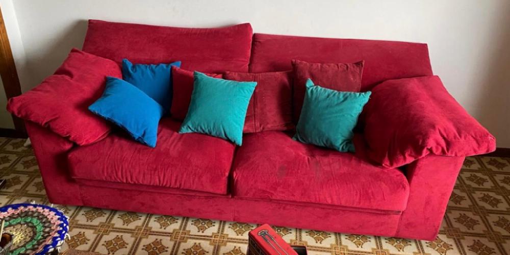 Mercatopoli Divano Letto Tre Posti Rosso Con Materasso V