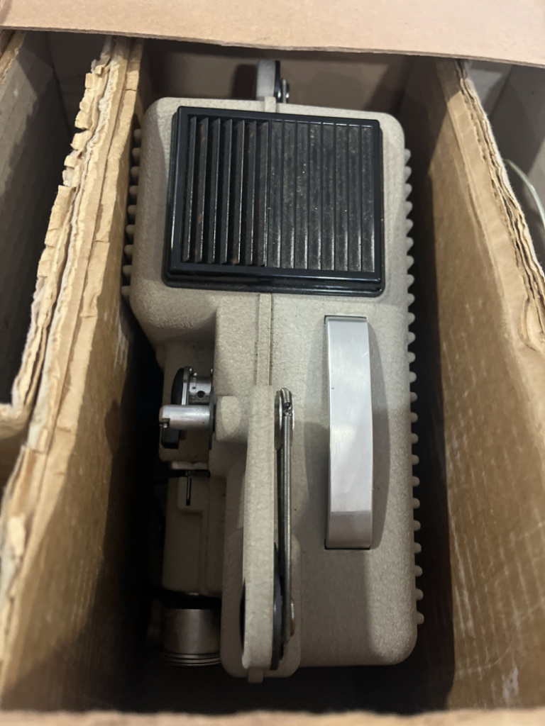 Mercatopoli Eumig P8 Automatic Proiettore Vintage Completo Di Scatolo Con Accessori