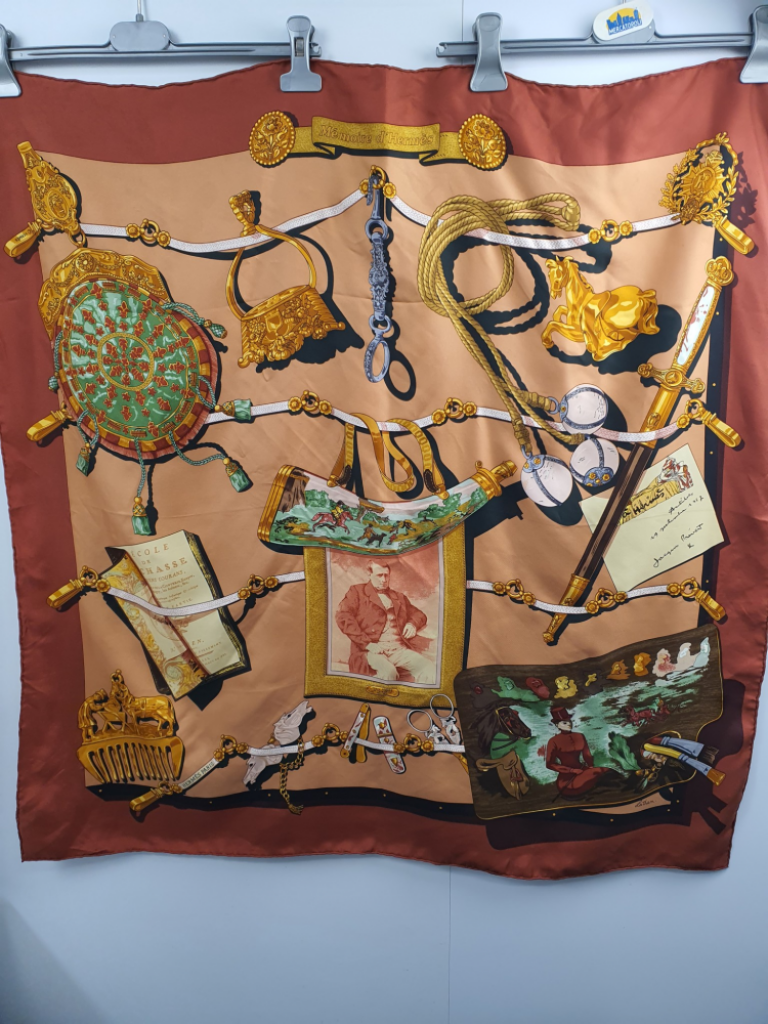 Mercatopoli Foulard Carrè Hermès Seta Anni 90 Latham Cm 88 X 88 ( Piccole Imperfezioni Del Tempo)