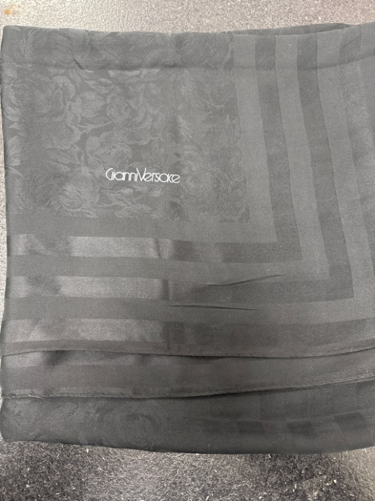 Mercatopoli Gianni Versace Foulard Nero Seta 140x140