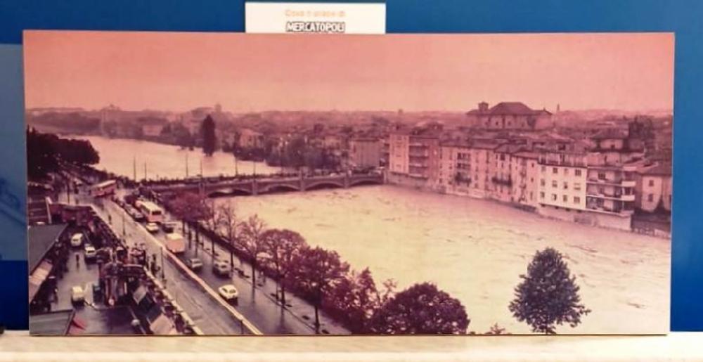 Mercatopoli Gigantografia Su Pannello Parma "Voladora"