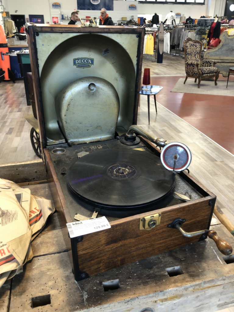 Mercatopoli Grammofono Decca Mod 66 Prodotto Da Gasparini Venezia Anni 30 40 Con Dischi 78 Giri