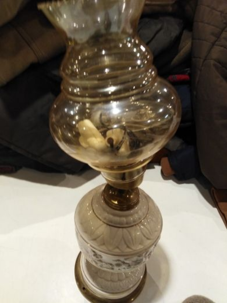 Mercatopoli Lampada Ceramica Bianca H 40 Senza Elettrificazione