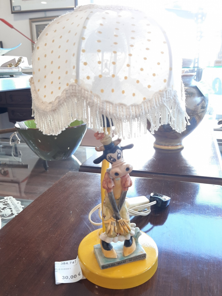 Mercatopoli Lampada Da Tavolo Disney Clarabella 30 Cm