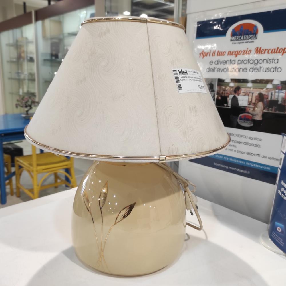 Mercatopoli Lampada Media In Ceramica Beige E Dorata Con Paralume Bianco