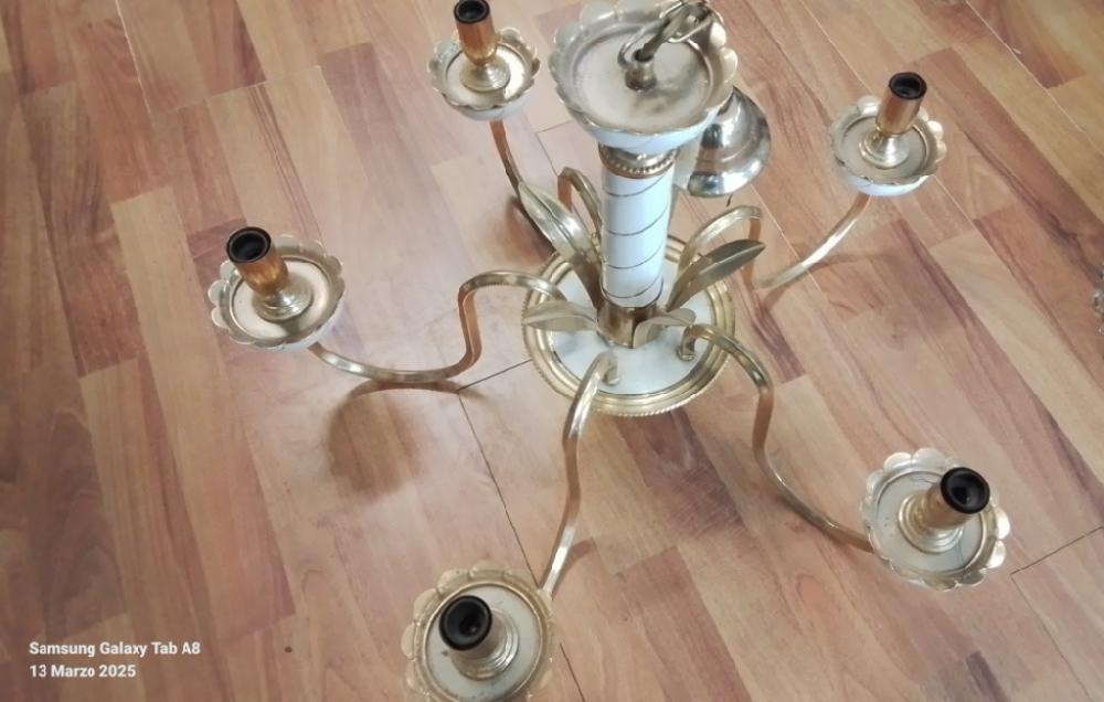 Mercatopoli Lampadario Camera Da Letto Ottone E Ceramica Bianca