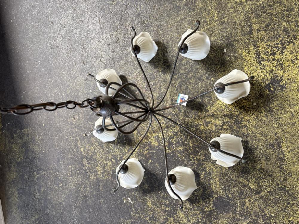 Mercatopoli LAMPADARIO FERRO BRUNITO CON 8 LUCI COPPETTE VETRO CHIARO