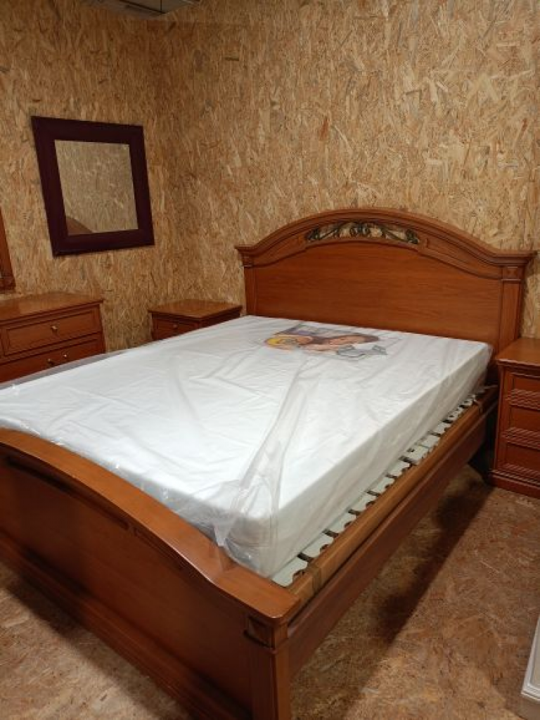 Mercatopoli Letto Matrimoniale Noce E F Battuto 160x190