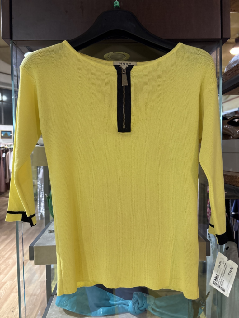 Mercatopoli MAGLIETTA D PINKO GIALLA CON ZIP E MANICHE A TRE QUARTI RIPORTI NERI TG.44