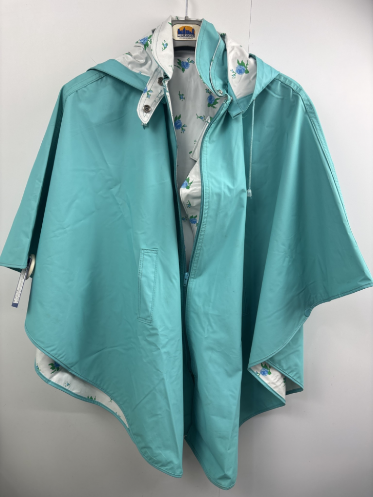 Mercatopoli Manntella Tela Cerata Anni 80 Verde Acqua Con Roselline Azzurre