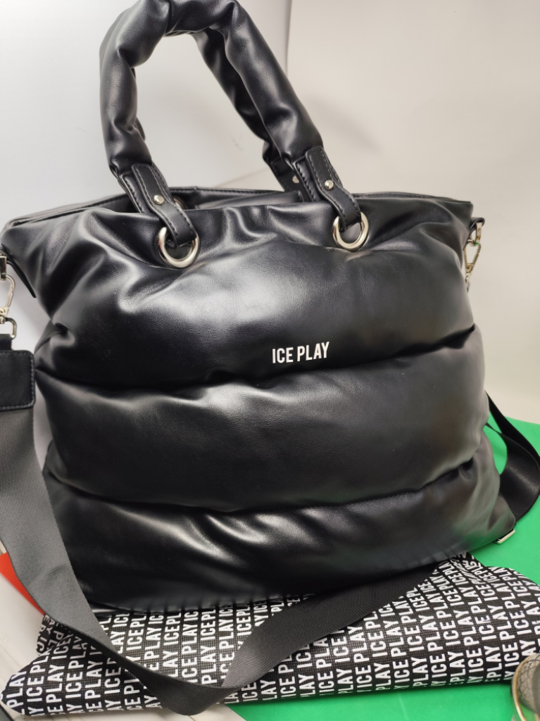 Mercatopoli Borsa Imbottita Nera Ice Play