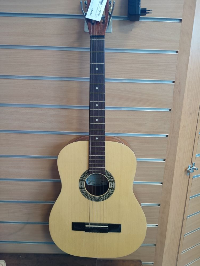 Mercatopoli Chitarra Acustica Con Custodia
