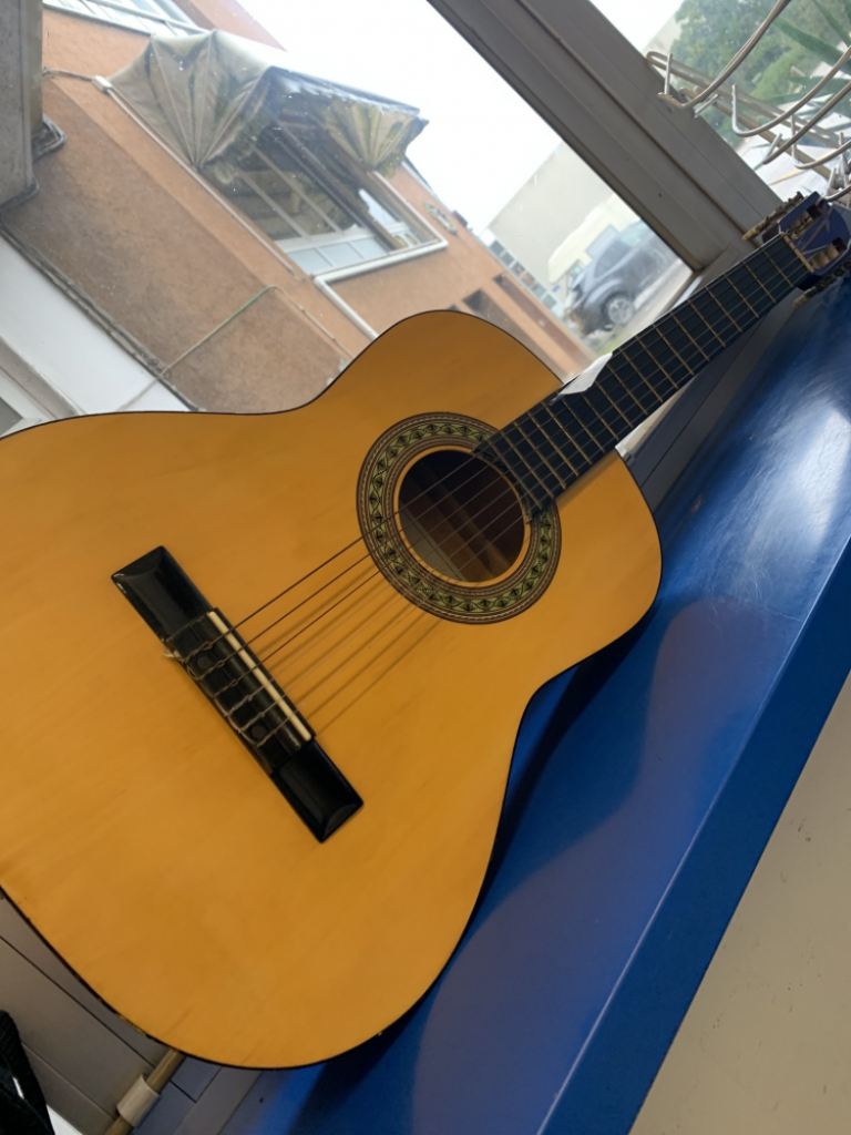Mercatopoli CHITARRA DA STUDIO