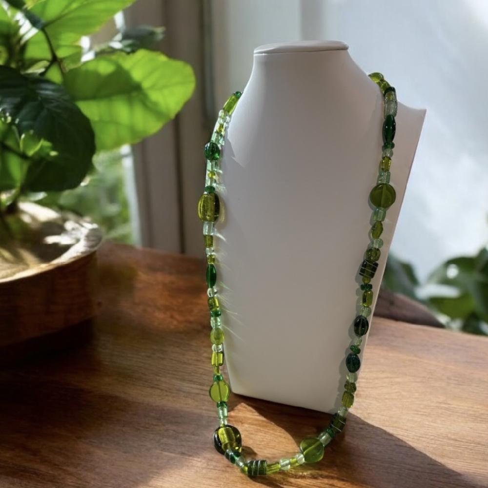 Mercatopoli COLLANA PIETRE VERDI