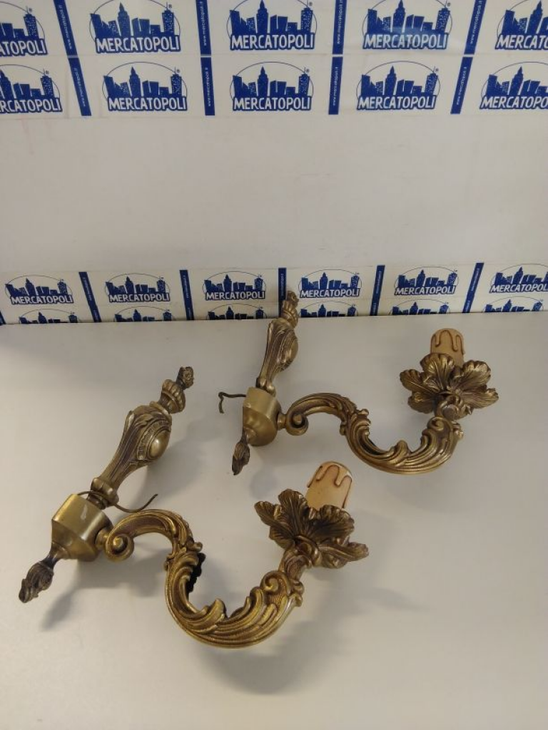 Mercatopoli COPPIA APPLIQUE DA MURO IN OTTONE