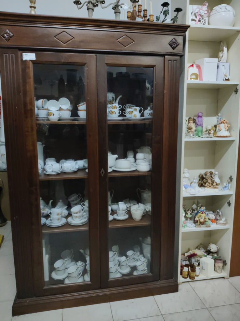Mercatopoli Credenza * Vetrina
